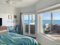 Oceanfront Seaside Stargazer+Hot Tub+Pets OK+Infinity Table+Beach Gear+4 Kings