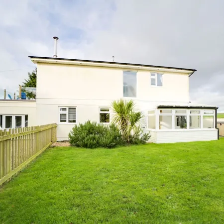 A Stunning, Upside-down Five-Bedroom Home Located in Pendoggett