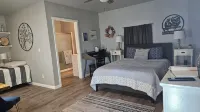 Studio with so much to offer!  Small family and pet friendly.