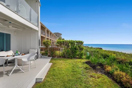 2 BR + Bunks - Gulf-Front Townhome on 30A!