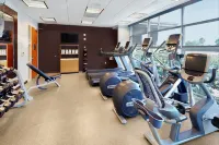 DoubleTree by Hilton San Francisco Airport North Bayfront - Gym