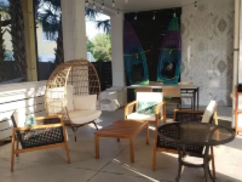 Suite B - 3 Minutes Walk to Center of Folly Beach, Across from Beach -1 Room Hotels in Folly Beach