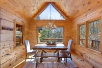 15% off Weekly Stays! Luxurious Large Blue Ridge Mtn. Cabin with Hot Tub!