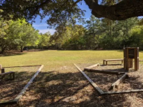 Duck Road Central Location🐶Dog Friendly🎾Parking &Tennis Pass⛱Walk to the Beach