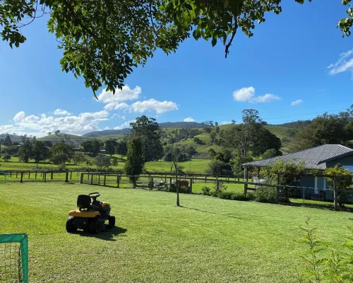 Little Farmhouse Near The Dairy Hotels in Gloucester