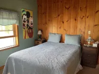 Waterfront Lake Lodge in the Thousand Islands