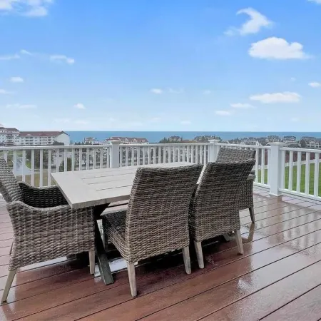 Bay Harbor Condo in Gated Community. Lake Michigan Views, Golfing & Shopping!