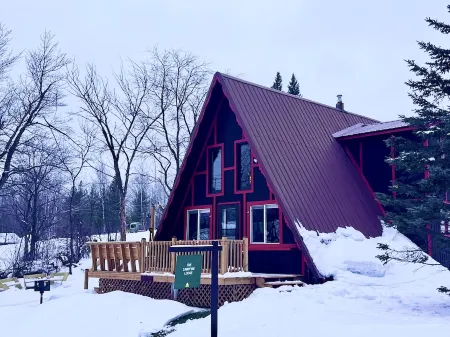 THE CAMPFIRE LODGE @ BIG POWDERHORN MTN WITH HOT TUB