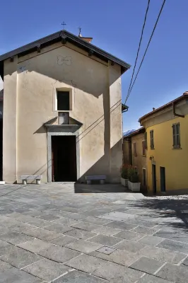 Lovely house close to the lake with panoramic lake and mountain views