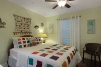 Happy As a Clam in Villas 221 Hotels near Santa Rosa Island