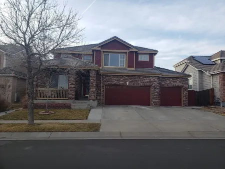 Newly renovated private basement appartment. 2 bedrooms, 2 bathroom w/jetted tub