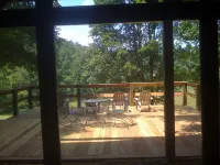 T Lea Farm: Your serene Luxury *73-Acre Vacation Retreat great for bikers too!