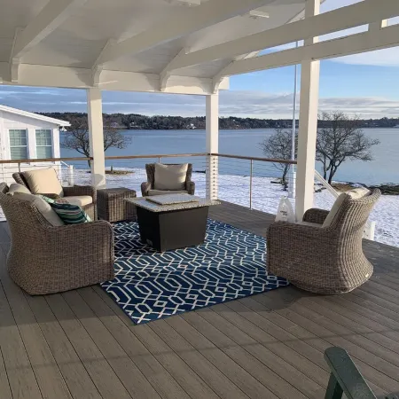 Rose Cottage Oceanfront with Private Dock