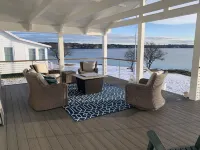 Rose Cottage Oceanfront with Private Dock
