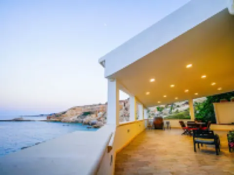 The Tri Scogghi アウグスタのホテル