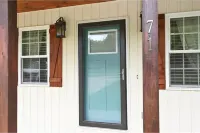 Relax at the Blue Bird - 2Bd/2BA + Easy Parking