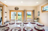Spacious Golf Course Home Scenic Mt Views/HotTub/Stars/Ski/Hike/Golf/Family/WiFi