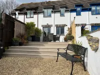 SPINDRIFT, Padstow, peaceful, views, parking - 10min walk to harbour