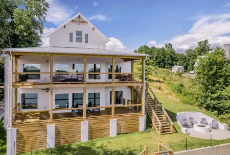 Lakefront Home with Waterfront Views from Every Room - 4.4 Miles to the Barn