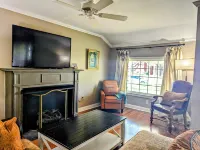 Homey Escape Minutes From Anything You Could Need!  Free WIFI!