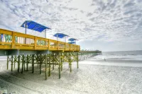 Royal Vista: Ocean Front Condo. Indoor Outdoor Pools & Hot Tub. Spectacular View