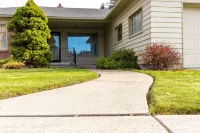 Charming 1950s Time Capsule Near Downtown Baker City, Oregon Hotel a Baker County
