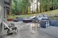 ★ Baywood Redwood Retreat-7BD- Luxury / Rejuvenate.