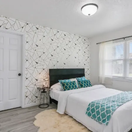 Modern Luxury with Cozy Vibes