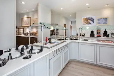 Staybridge Suites Omaha 80TH and Dodge