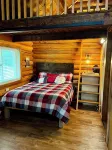 Comfy Cabin Nestled in the Woods