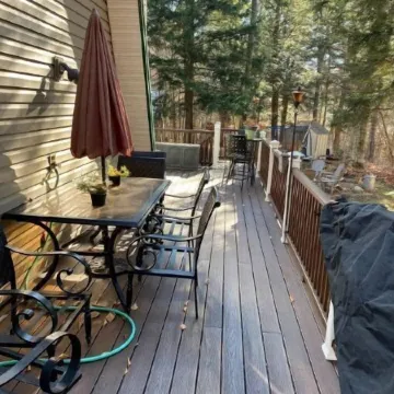 Bear Creek Lodge: By First Lake, Ride from Cabin