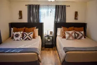 Relax at Sunset Cabin — Panoramic Lakefront Views!