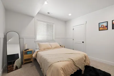 Clean, New, Cozy Home Near Lake, Top Golf, UVU, BYU