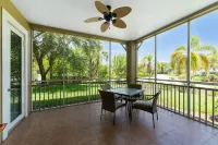 Across the street from Cape Haze Marina-Less than 10 min to World Class beaches!