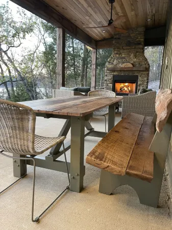 Sunset Lake Cottage at Mammoth Cave