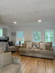 Peaceful Cottage in the Heart of Osterville Village Walk to Shops & Restaurants