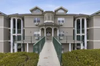 5 Minutes from Landing! 2 Bedroom 2 Bath w/Jacuzzi - Sleeps 6