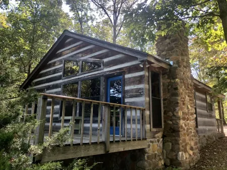 Secluded yet within minutes of your favorite outdoor activities!!