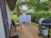 Tis' Time Getaway. Just a few blocks from beautiful Lake Erie! Hotels in Conneaut
