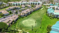 2-bedroom condo in delightful Fort Pierce with WiFi, AC, fitness room