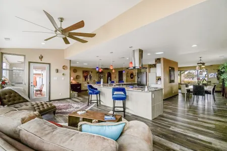 Relaxing, comfortable home for entertaining or enjoying the view