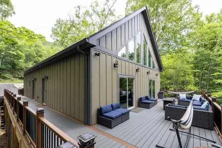 6Br ¦ 5 King Beds ¦ Bunk Room with 2 Bunks ¦ 8 Bathrooms ¦ Platinum Pool Pass!