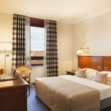 Best Western Premier Hotel Astoria