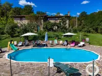 Villa in the green with private pool, garden, wi-fi for families and groups