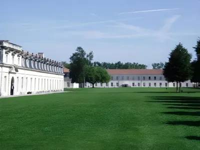 Mercure Rochefort La Corderie Royale Hôtels à : Pont-l'Abbé-d'Arnoult