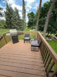 Mid town, central location. Kid friendly & CLEAN!