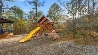 StarFire Luxury Cabin won “Vacation Home of the Year” on Vrbo in 2022.