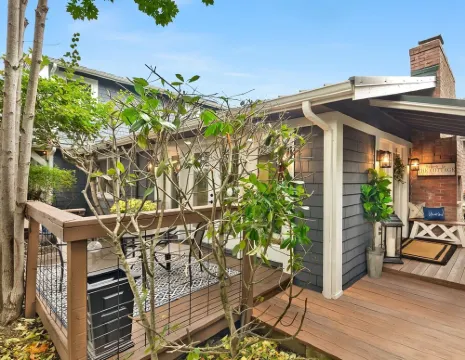 The Cottage at Lake Sammamish, Generator, Dog Friendly, Lake Access