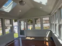 Dennisport : Dog Friendly with a fenced in large yard. 1/2 mile from beach Hotels in Dennis Port