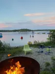 Spacious waterfront Berkshire home family private get-away
